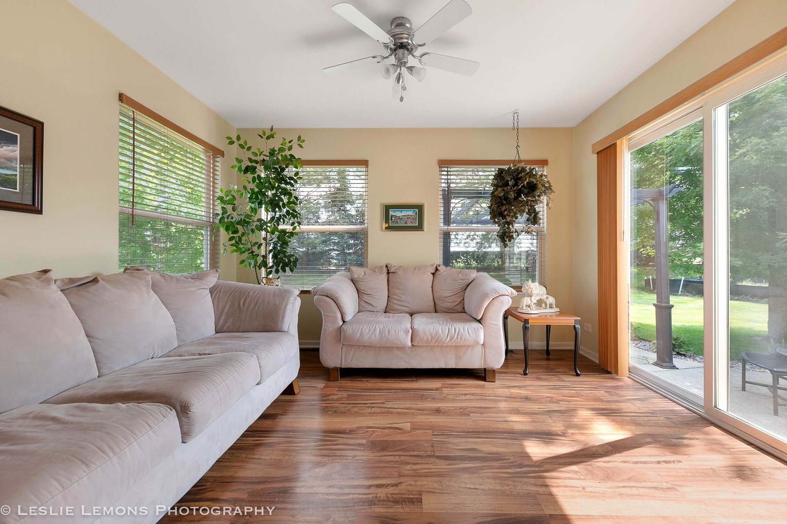 128 Reston Court Sycamore, IL 60178 - Photo 18 of 30 a living room with furniture and a large window