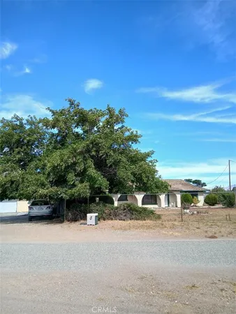 $450,000 | 10722 Phelan Road, Oak Hills, CA 92344
