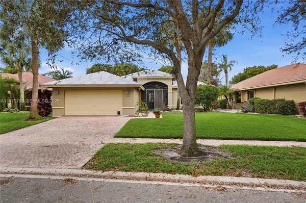 $650,000 | 7771 Via Grande, Boynton Beach, FL 33437