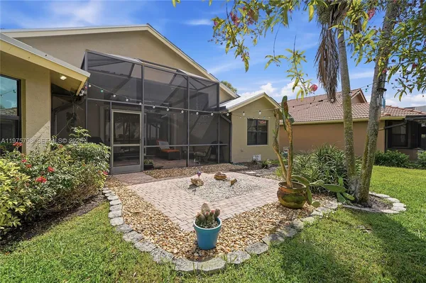 $650,000 | 7771 Via Grande, Boynton Beach, FL 33437