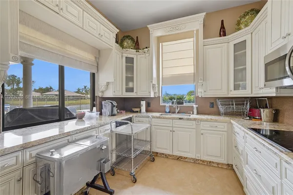 $650,000 | 7771 Via Grande, Boynton Beach, FL 33437