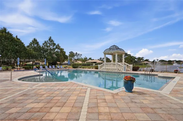 $650,000 | 7771 Via Grande, Boynton Beach, FL 33437
