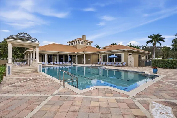 $650,000 | 7771 Via Grande, Boynton Beach, FL 33437