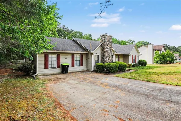 $290,000 | 11553 Matthews Trail, Hampton, GA 30228