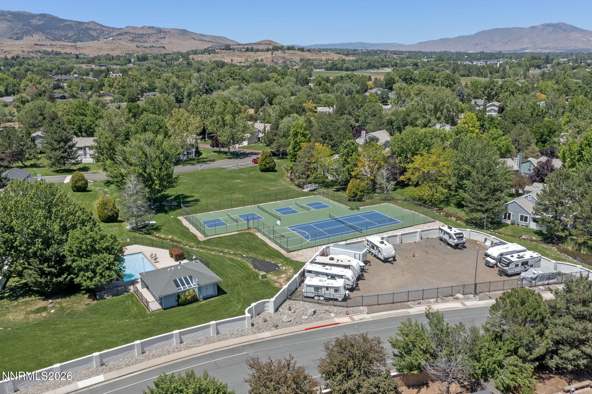 7541 Lighthouse Lane Reno, NV 89511 - Photo 4 of 32 43-web-or-mls-DJI_0017