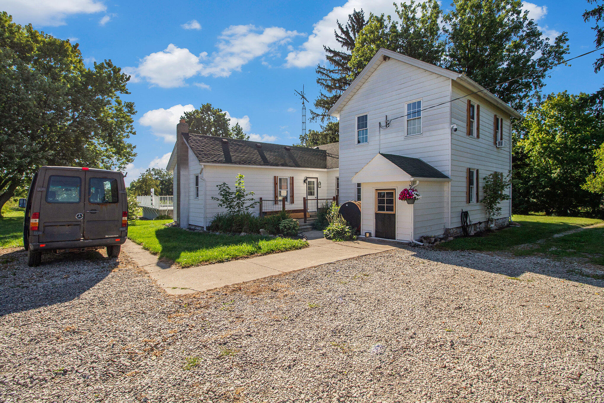 7350 Sanford Road Howell, MI 48855 - Photo 3 of 33 7350 Sanford Rd.