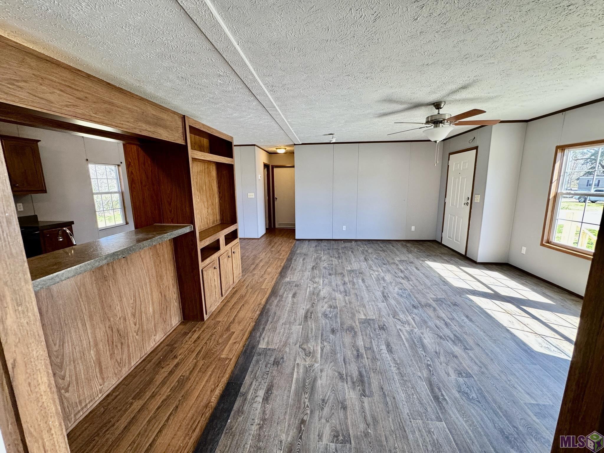 39194 Worthy Road Gonzales, LA 70737 - Photo 3 of 10 Gallery Image 3