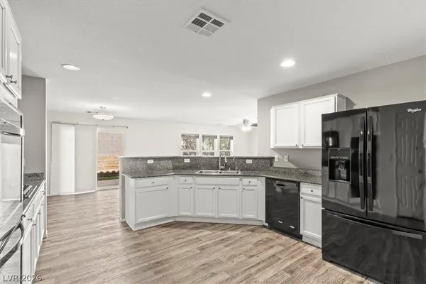 $2,600 | 10634 Ostend Avenue, Las Vegas, NV 89166