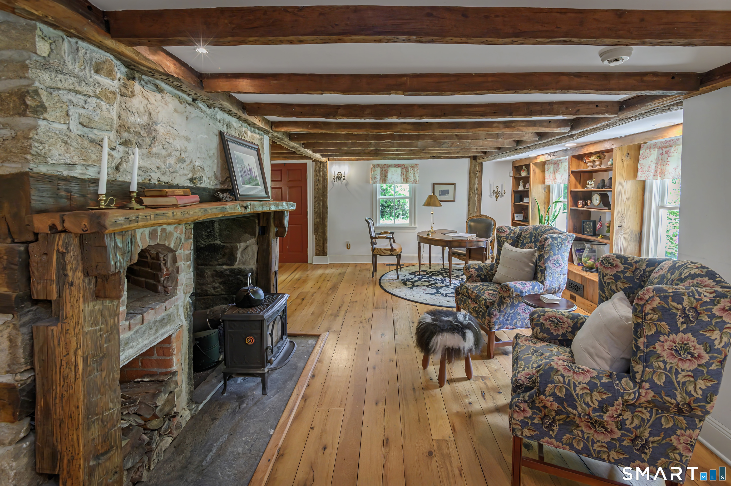 261 Wilton Road West Ridgefield, CT 06877 - Photo 10 of 38