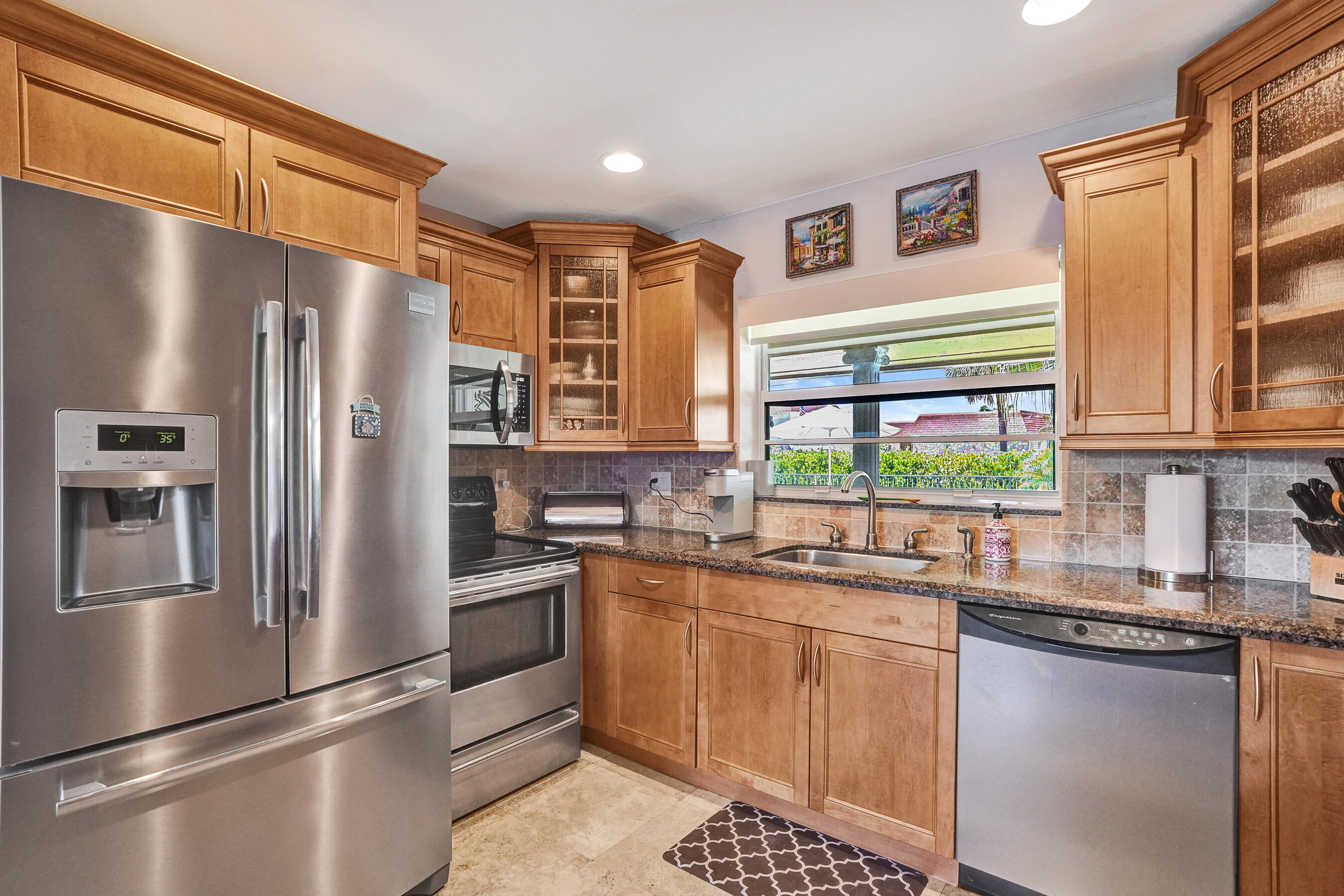 1900 North Riverside Drive Pompano Beach, FL 33062 - Photo 15 of 64 DSC01137
