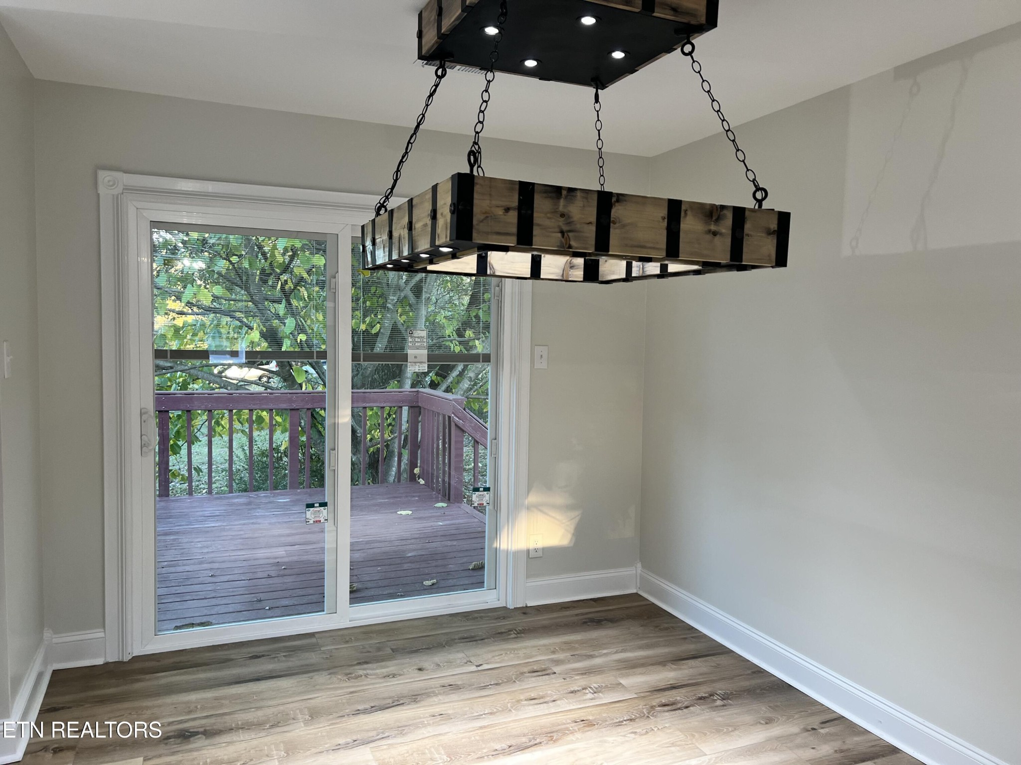 244 Peterson Road Knoxville, TN 37934 - Photo 13 of 46 a view of a interior of the house