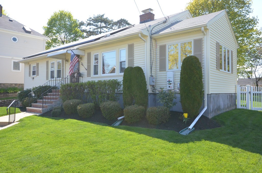 34 Partridge Street Watertown, MA 02472 - Photo 3 of 27