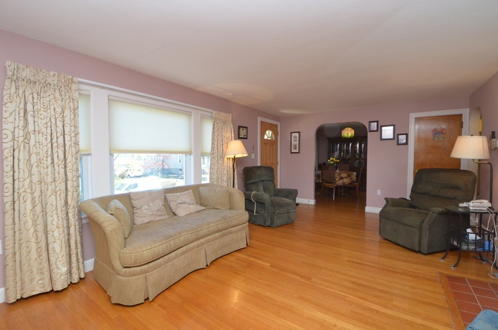 34 Partridge Street Watertown, MA 02472 - Photo 8 of 27