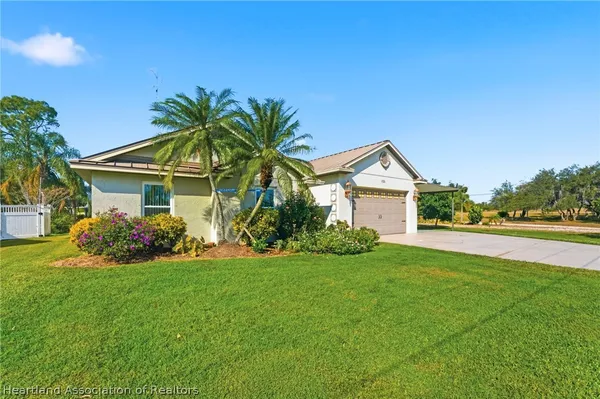 $2,300 | 105 Fern Court, Lake Placid, FL 33852