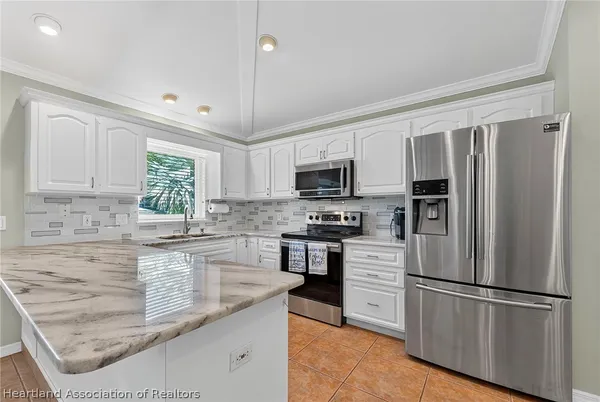 $2,300 | 105 Fern Court, Lake Placid, FL 33852