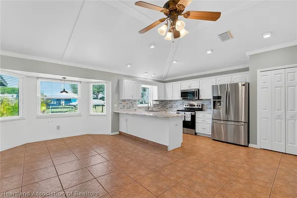 $2,300 | 105 Fern Court, Lake Placid, FL 33852