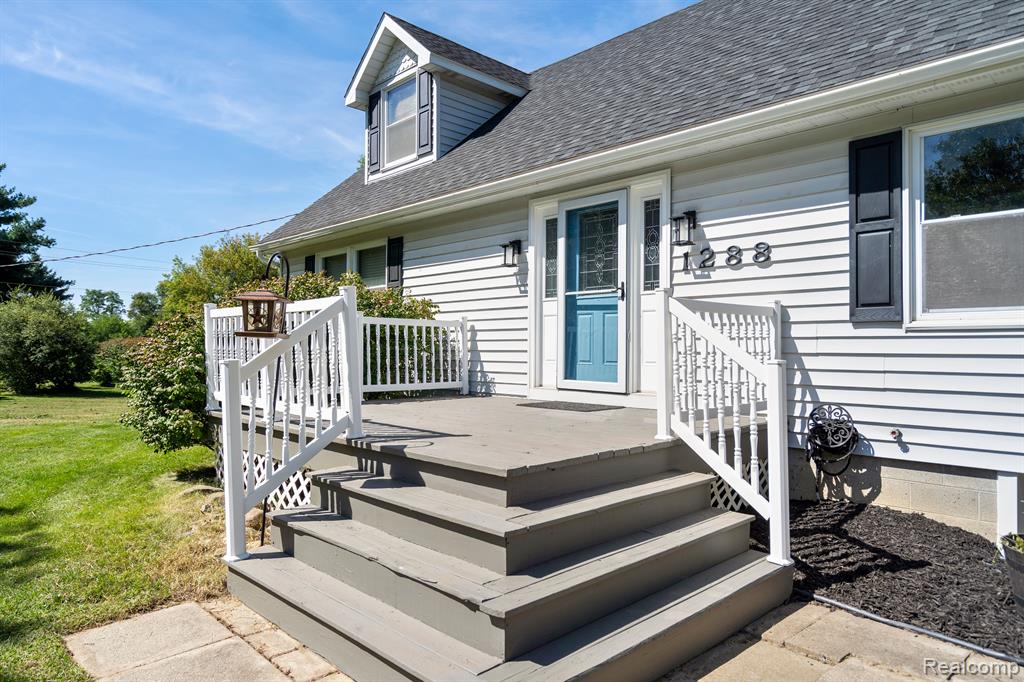 1288 Taylor Road Brighton, MI 48114 - Photo 6 of 56