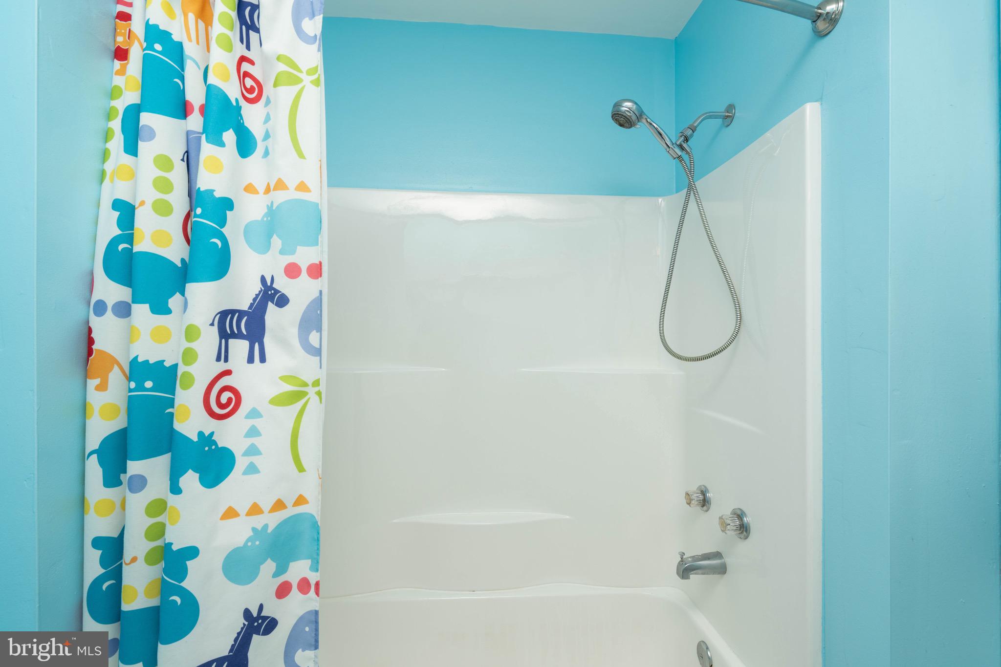 608 Valley Stream Circle Feasterville-Trevose, PA 19053 - Photo 36 of 53