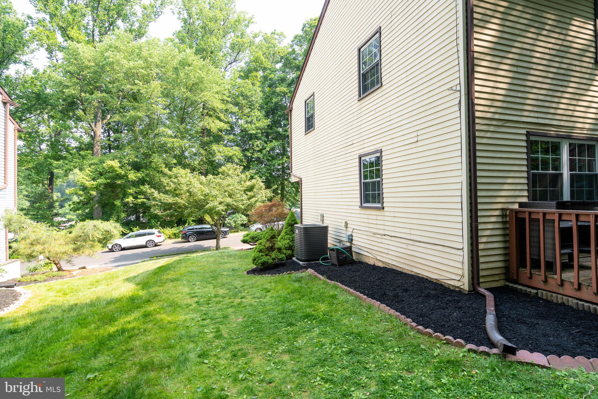 608 Valley Stream Circle Feasterville-Trevose, PA 19053 - Photo 7 of 53