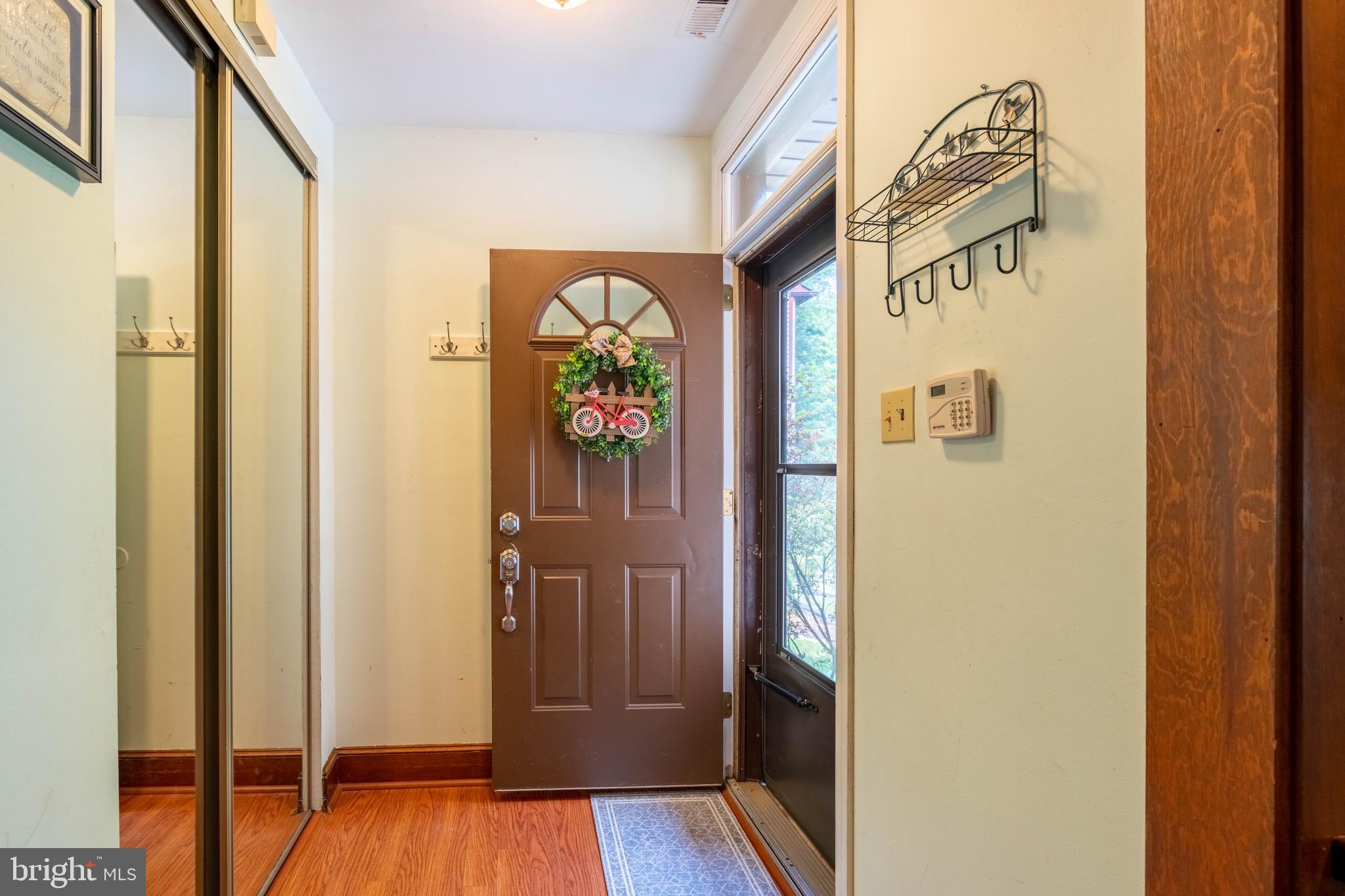 608 Valley Stream Circle Feasterville-Trevose, PA 19053 - Photo 8 of 53