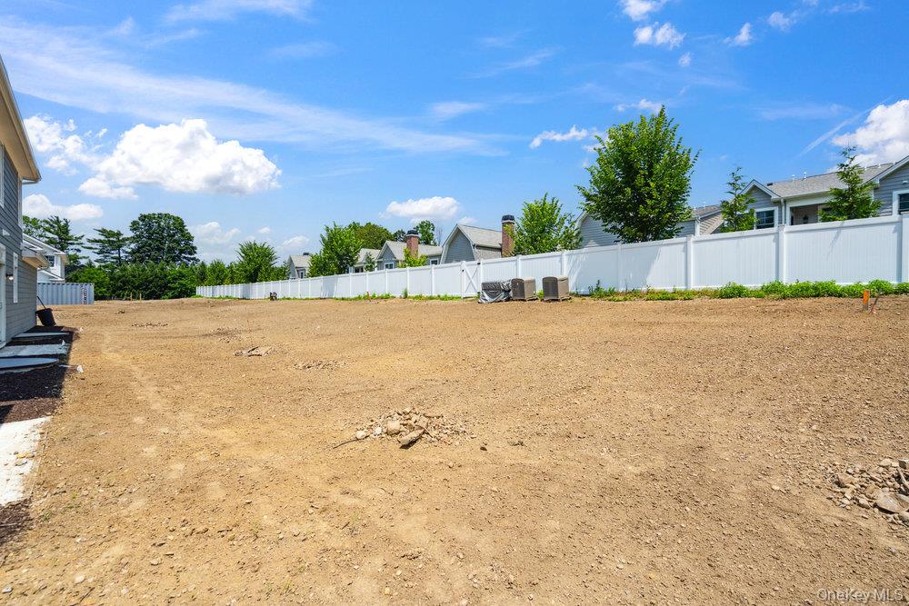 46 Plainview Road Woodbury, NY 11797 - Photo 44 of 46