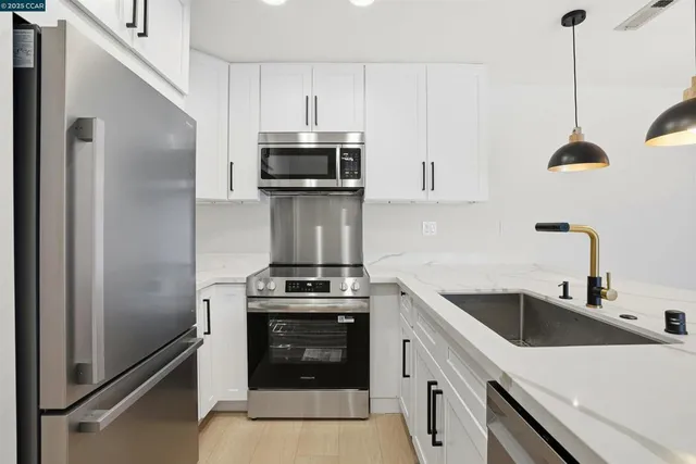 $568,000 | 1077-1077 Wesley Court, Unit 7, Walnut Creek, CA 94597