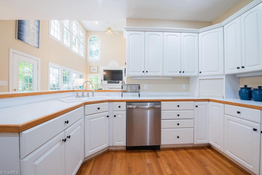 110 Manteo Road Lexington, NC 27295 - Photo 3 of 50 Gallery Image 3