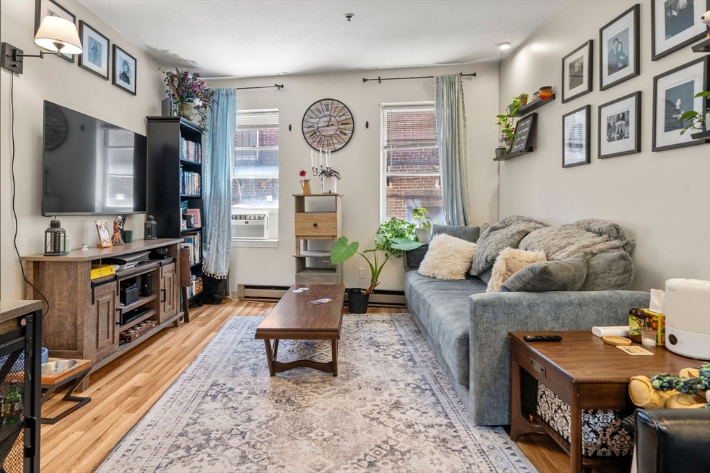 136 Prince Street, Unit 3 Boston, MA 02113 - Photo 6 of 28
