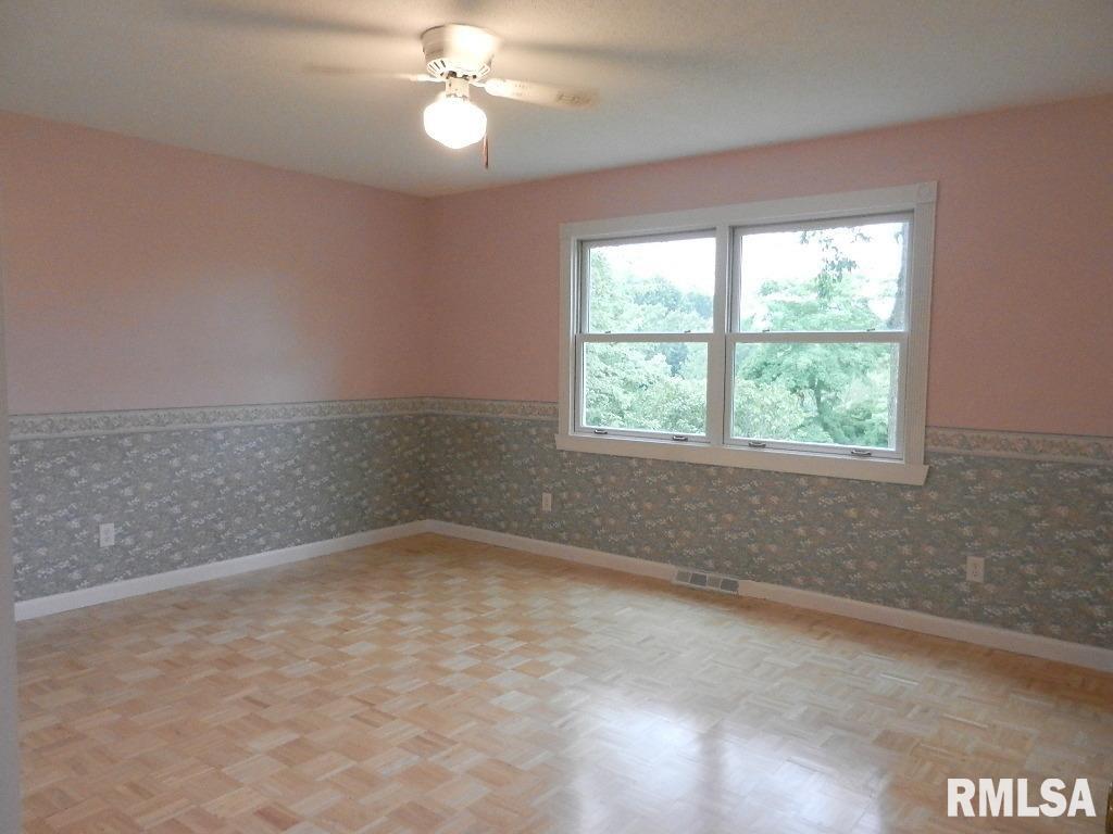 9227 63rd Street West Taylor Ridge, IL 61284 - Photo 17 of 24 Gallery Image 17