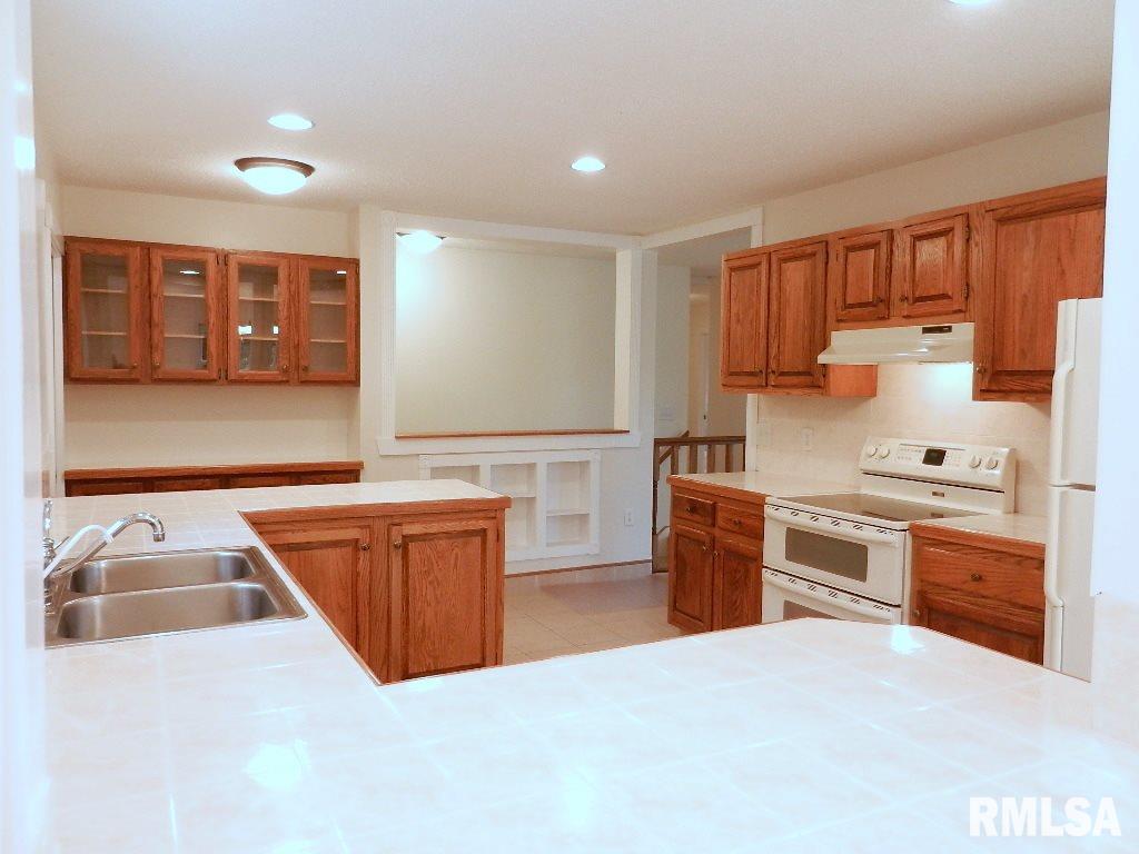 9227 63rd Street West Taylor Ridge, IL 61284 - Photo 4 of 24 Gallery Image 4