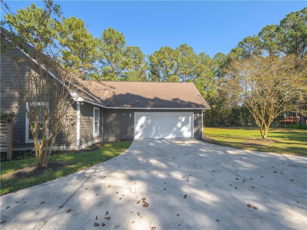 102 Winchester Road Waverly, GA 31565 - Photo 2 of 39