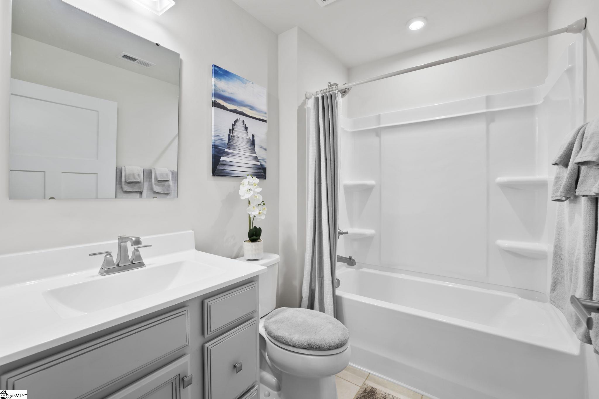 210 Bending Branch Road Greenville, SC 29605 - Photo 13 of 41