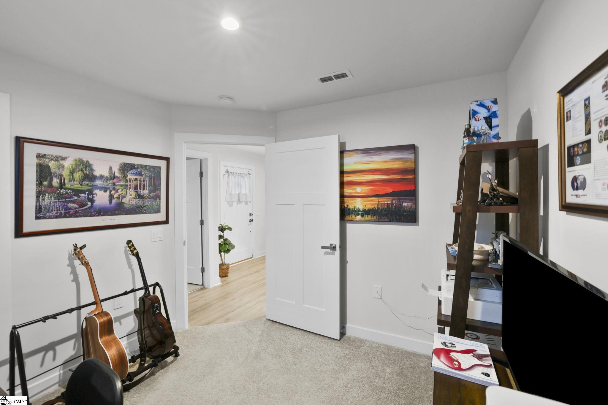 210 Bending Branch Road Greenville, SC 29605 - Photo 15 of 41