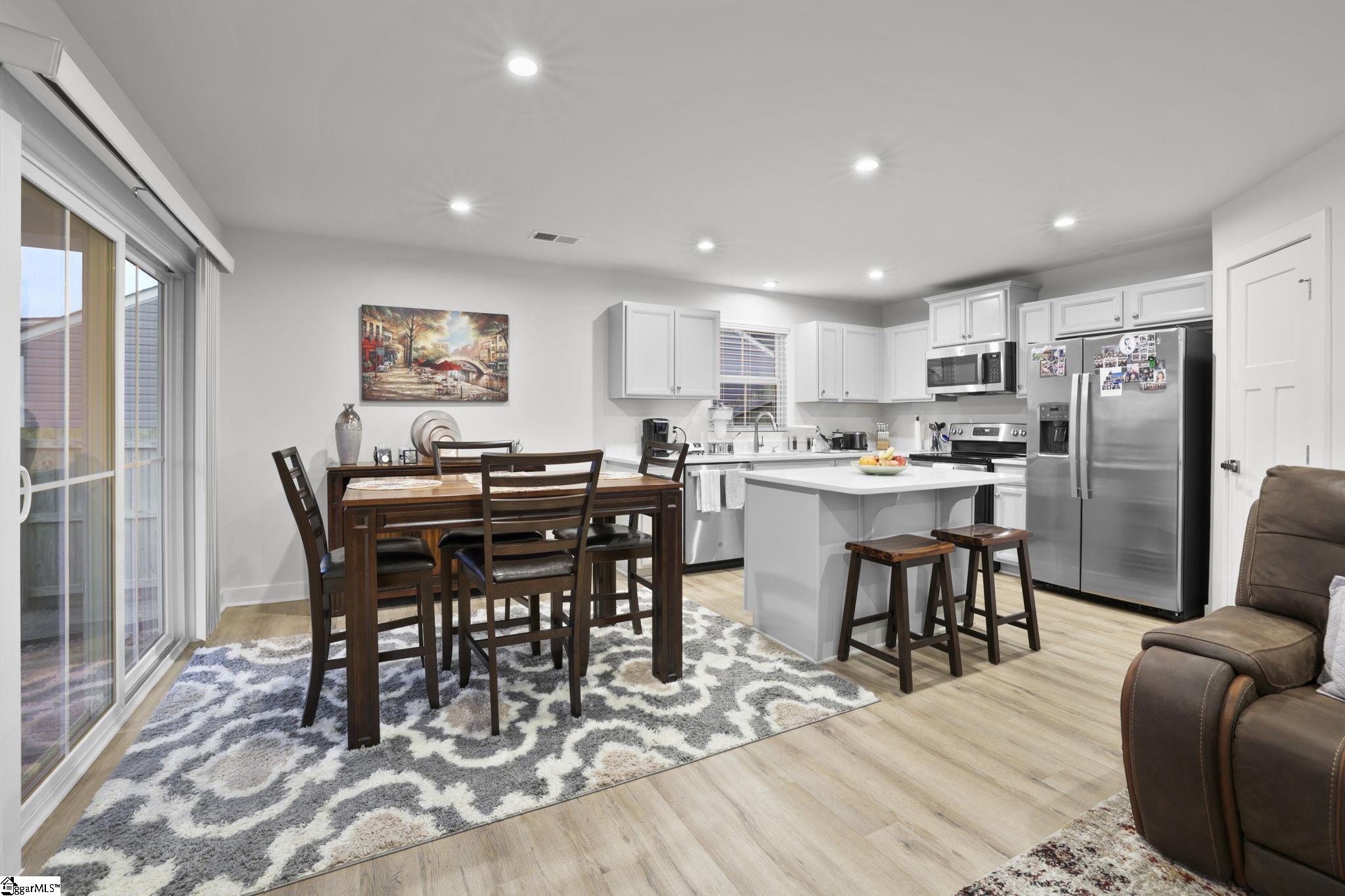 210 Bending Branch Road Greenville, SC 29605 - Photo 23 of 41