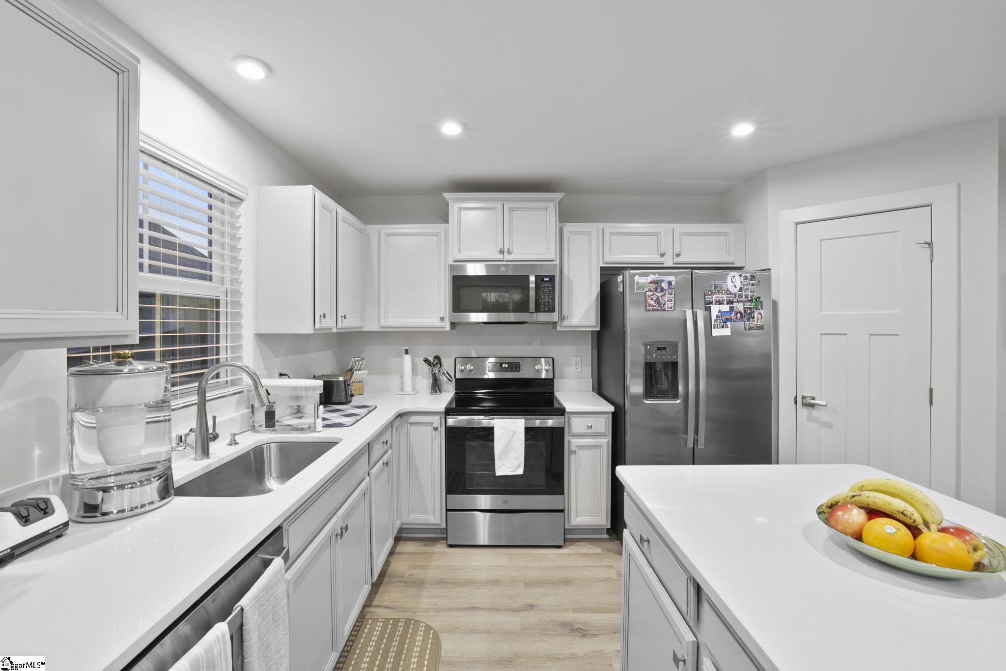 210 Bending Branch Road Greenville, SC 29605 - Photo 25 of 41