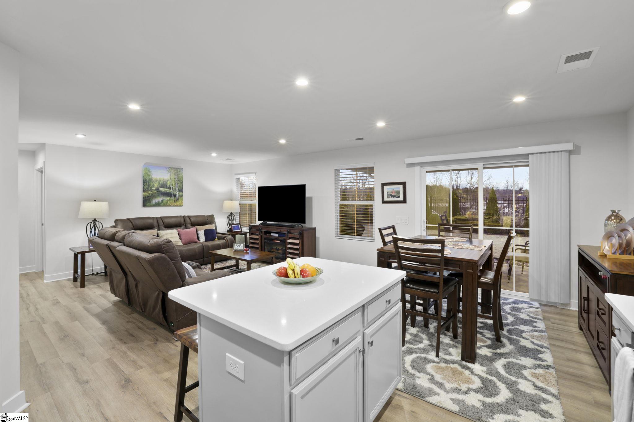 210 Bending Branch Road Greenville, SC 29605 - Photo 26 of 41