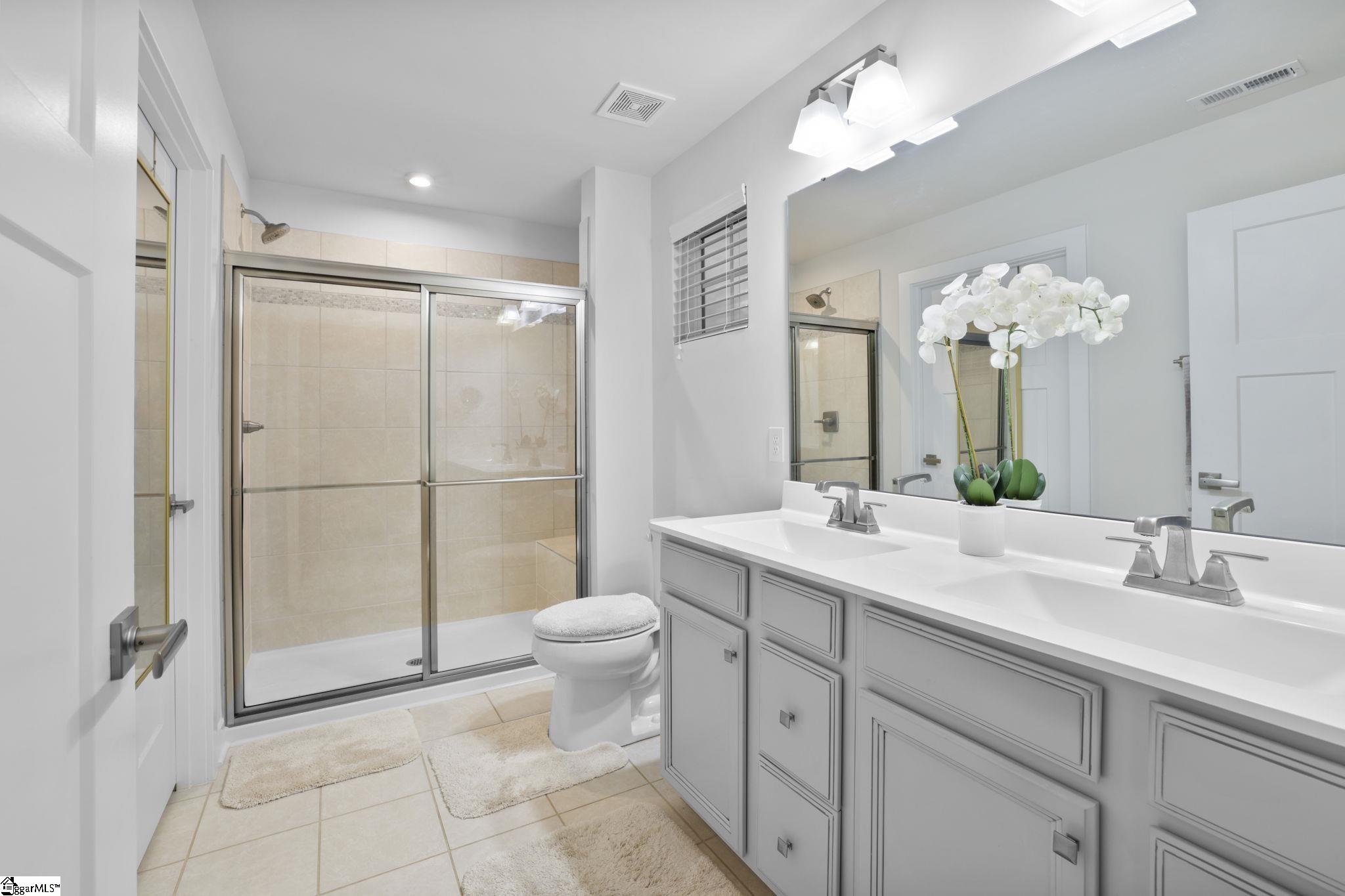 210 Bending Branch Road Greenville, SC 29605 - Photo 32 of 41