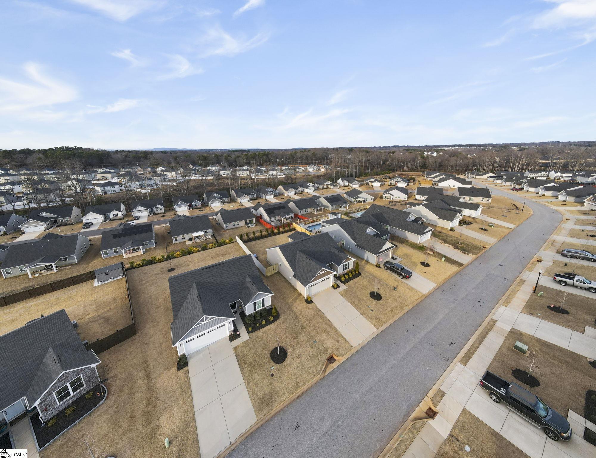 210 Bending Branch Road Greenville, SC 29605 - Photo 35 of 41