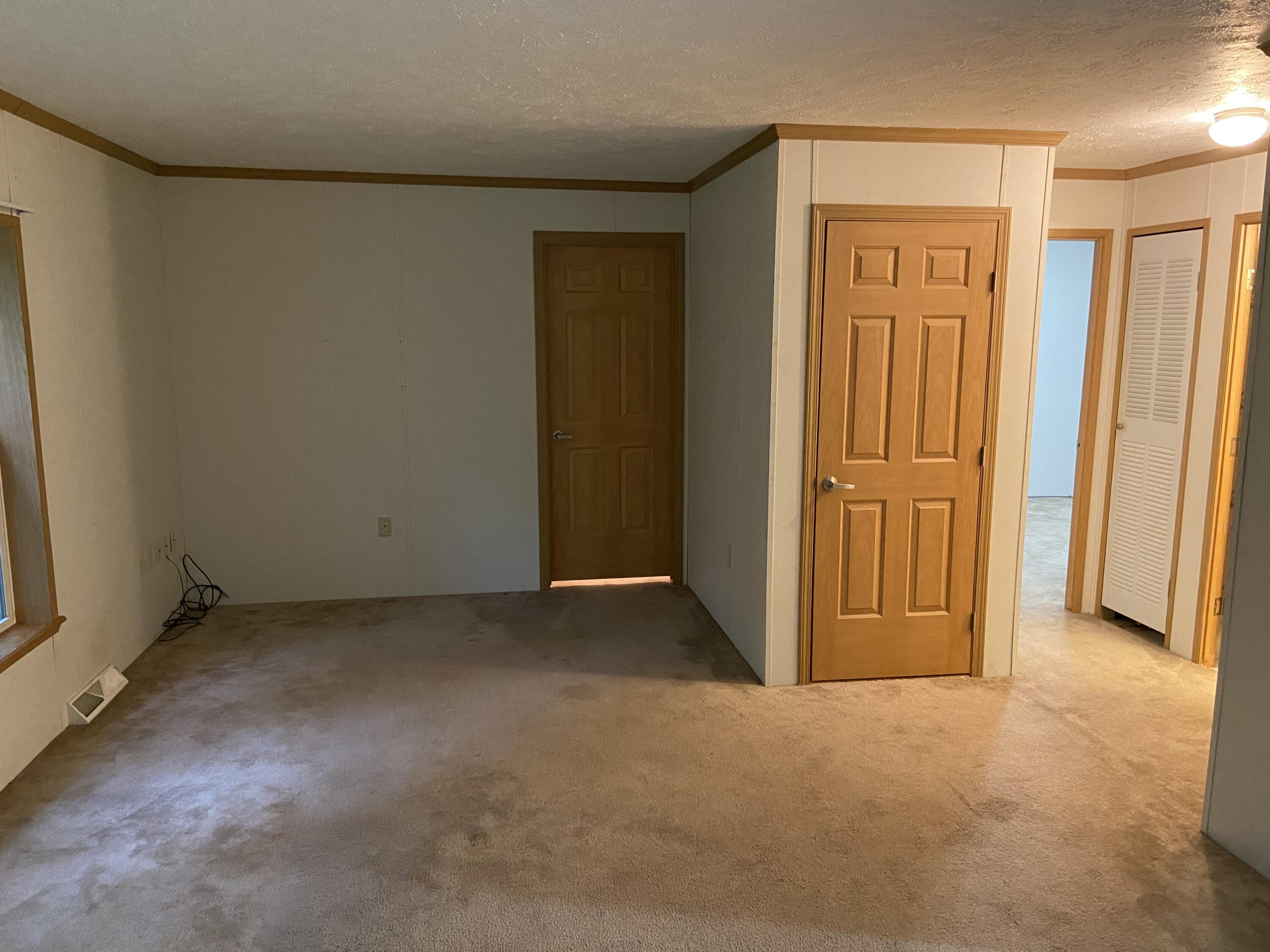 188 Hinks Road Jefferson, ME 04348 - Photo 9 of 27 IMG_9355