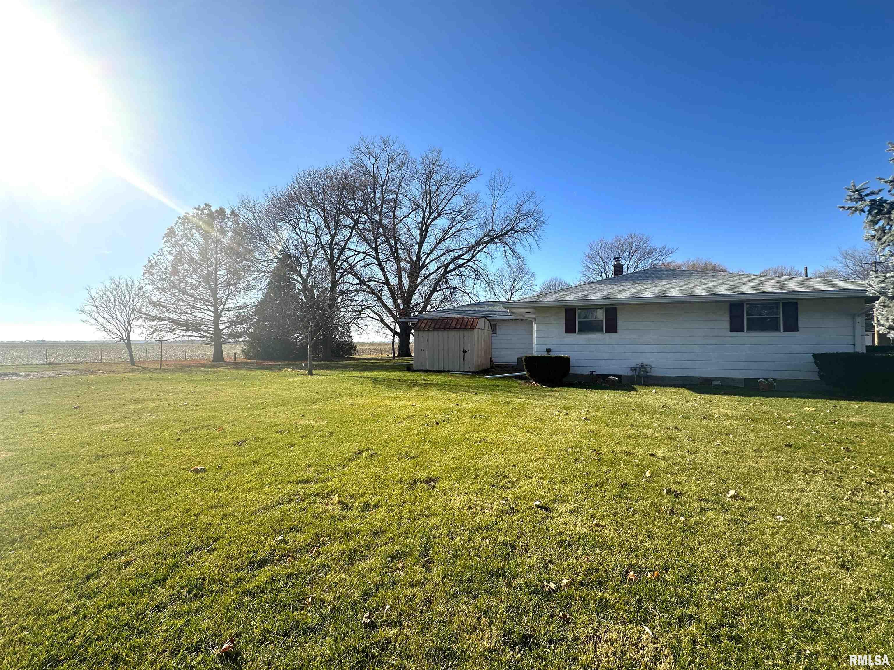 303 West Spring Grove Avenue Alexis, IL 61412 - Photo 11 of 45 Gallery Image 11