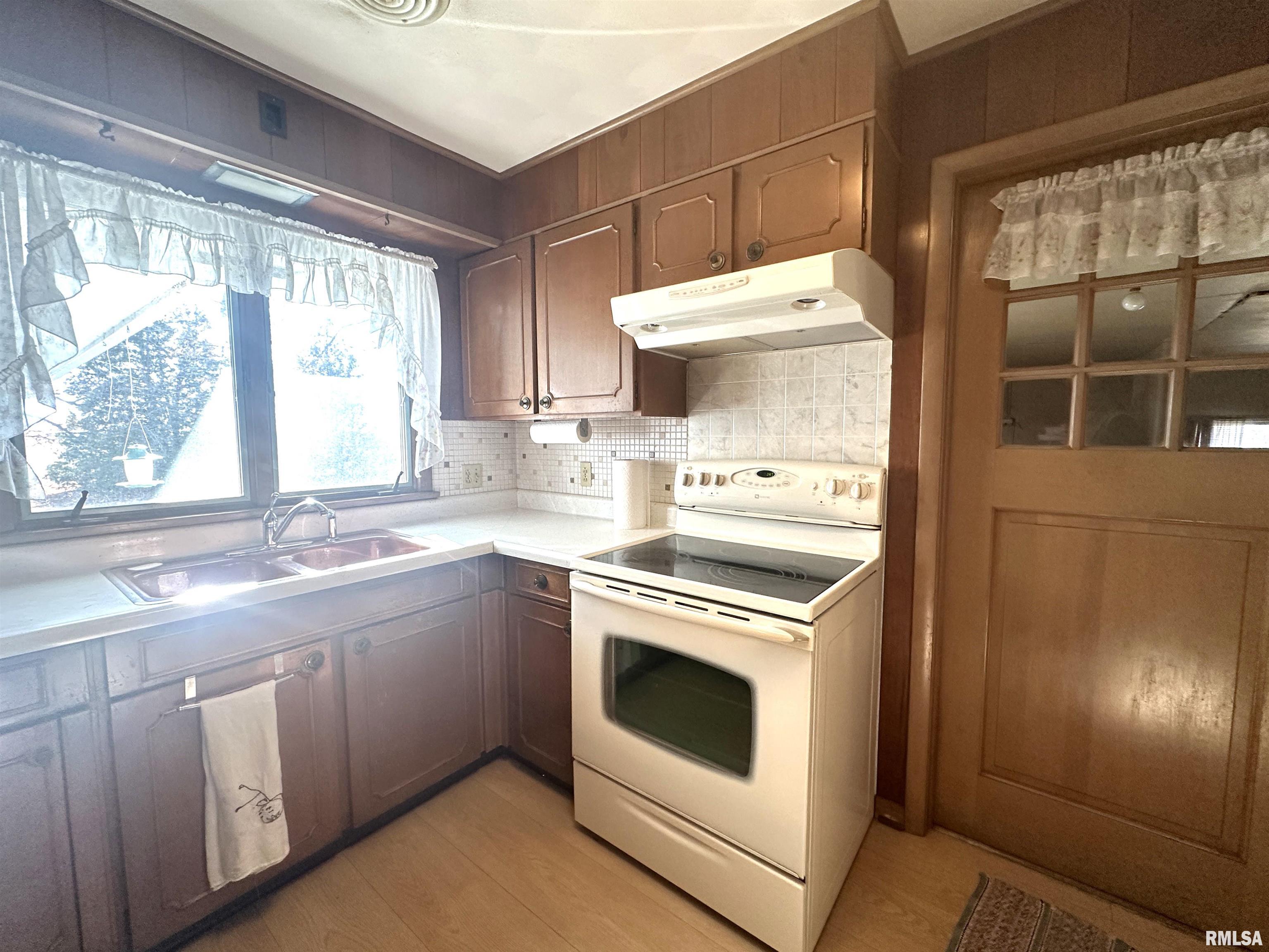 303 West Spring Grove Avenue Alexis, IL 61412 - Photo 19 of 45 Gallery Image 19