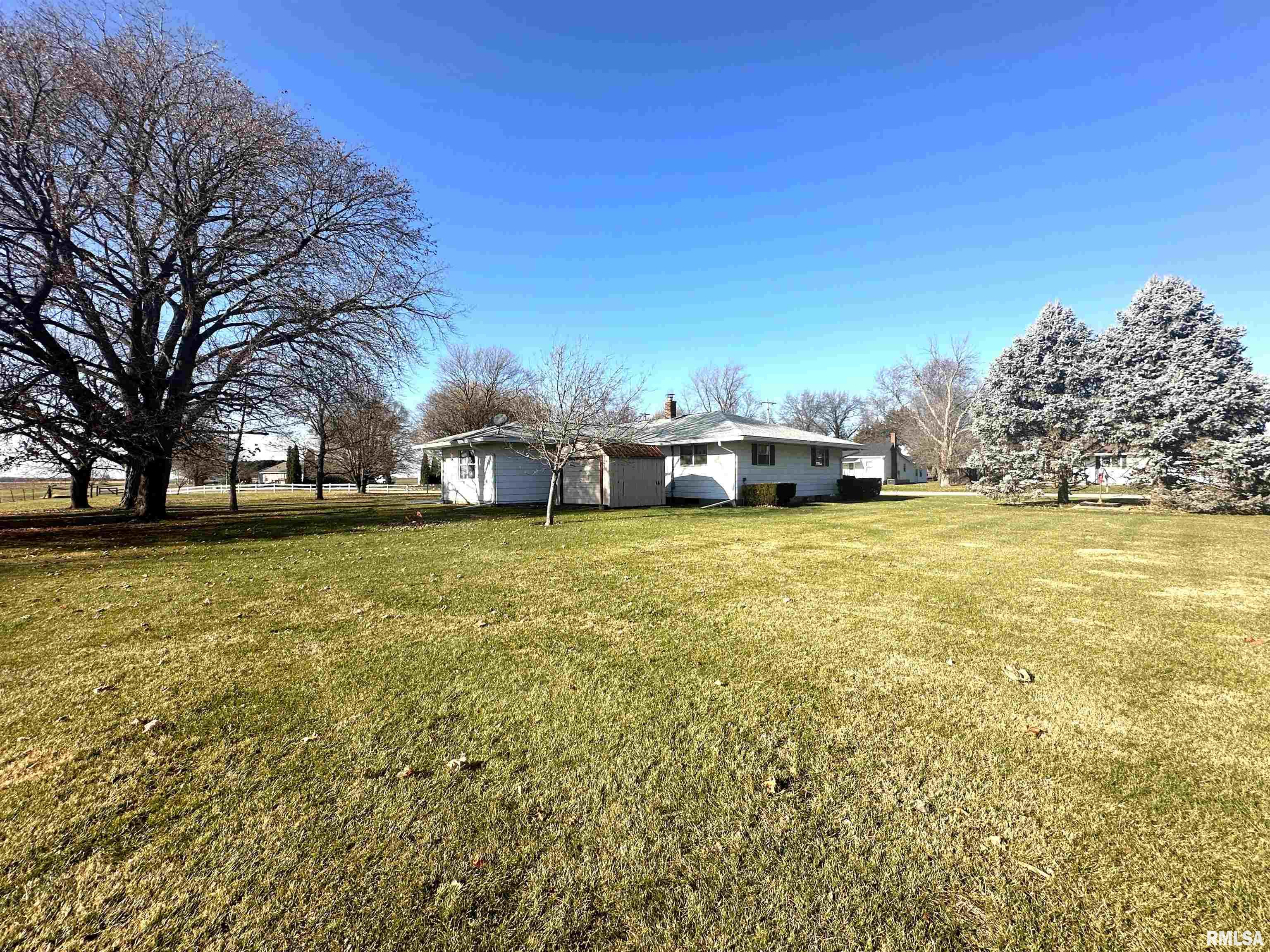 303 West Spring Grove Avenue Alexis, IL 61412 - Photo 9 of 45 Gallery Image 9
