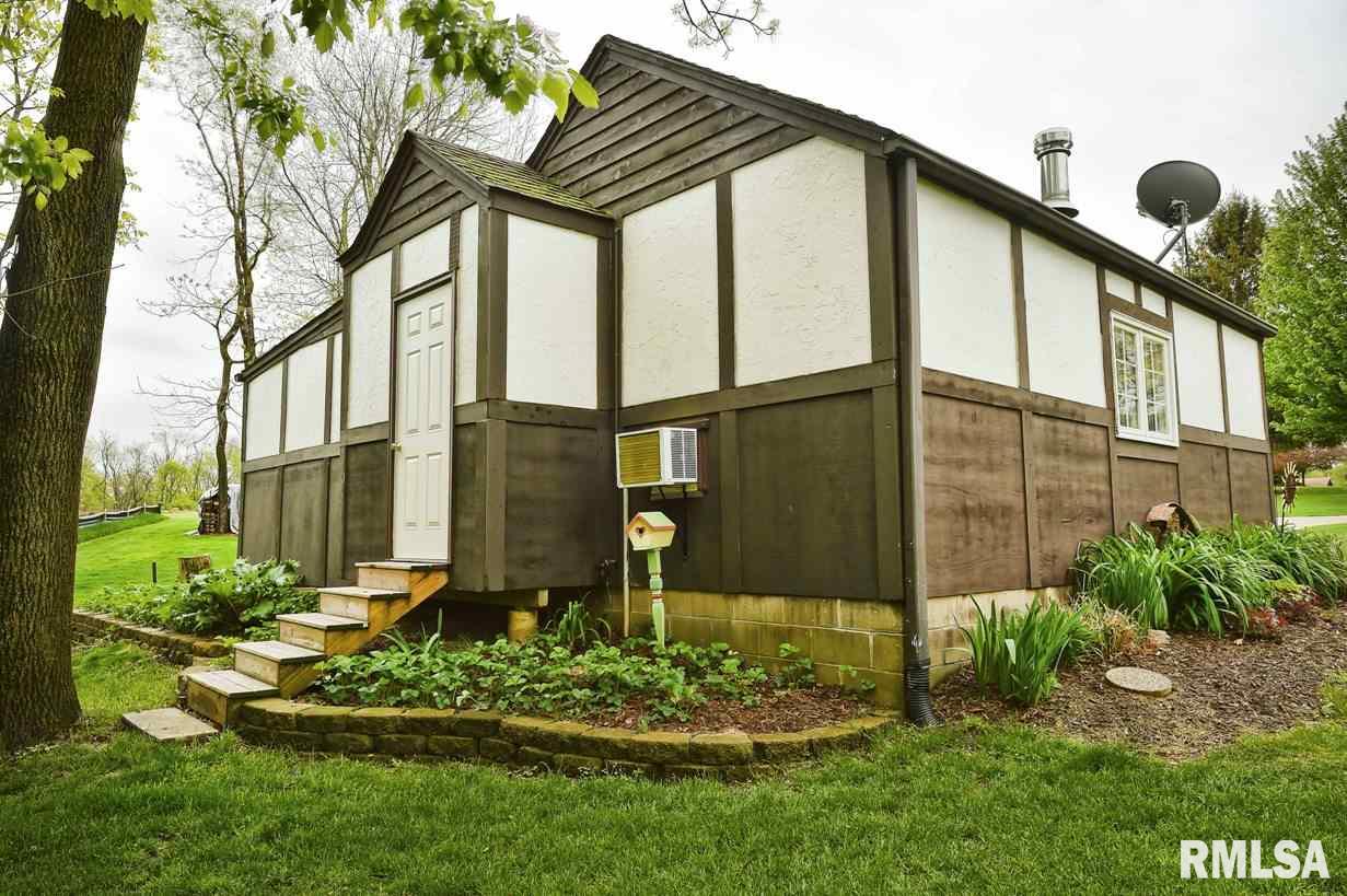9121 141st Street West Taylor Ridge, IL 61284 - Photo 4 of 24
