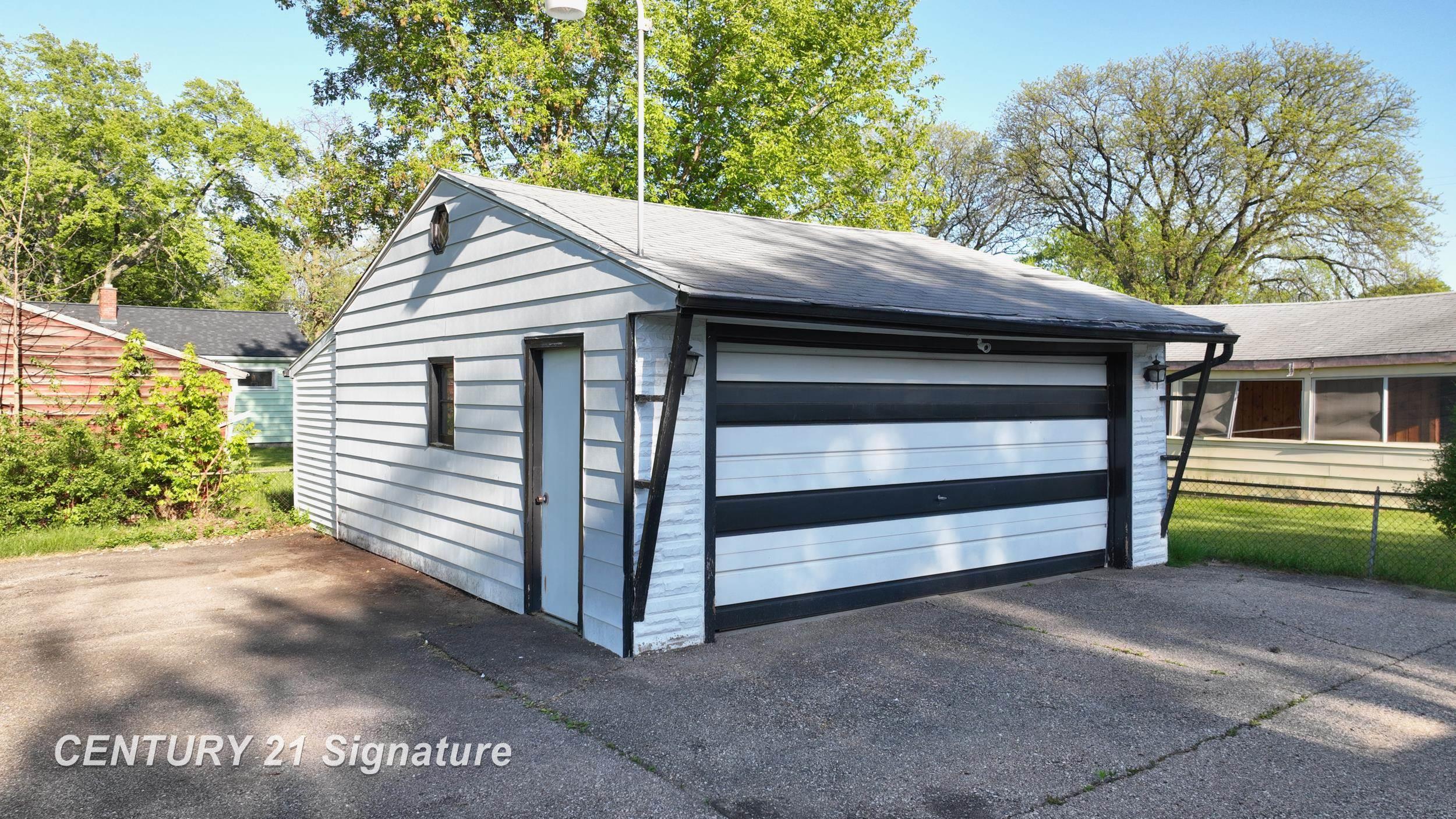 1847 Barks Street Flint, MI 48503 - Photo 34 of 51