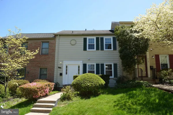 $2,800 | 714 Hurley Avenue, Rockville, MD 20850