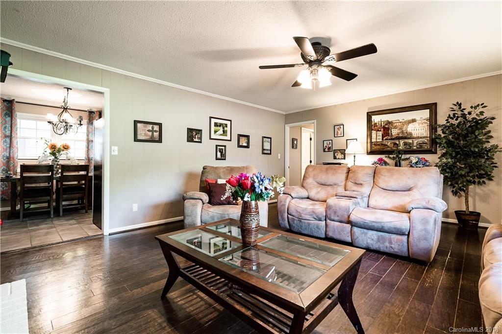 910 Old Boiling Springs Road Shelby, NC 28152 - Photo 5 of 24 Gallery Image 5