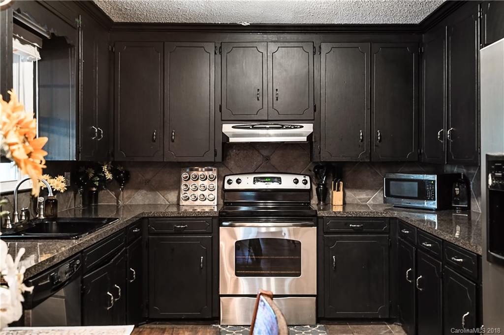 910 Old Boiling Springs Road Shelby, NC 28152 - Photo 9 of 24 Gallery Image 9