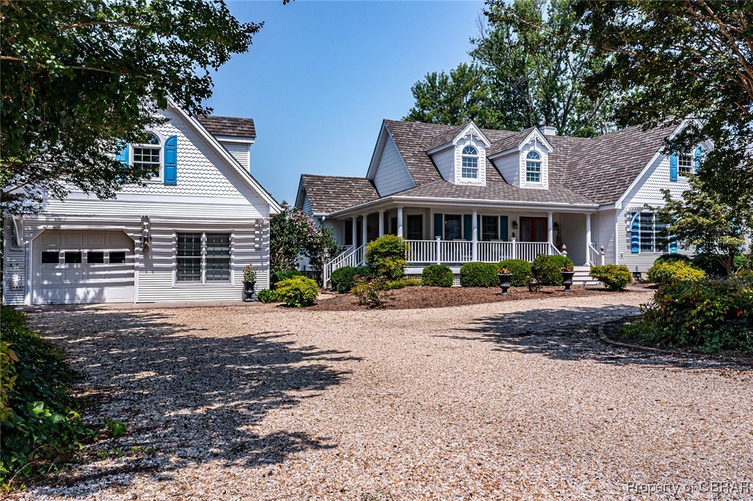 428 Sutton Avenue Reedville, VA 22539 - Photo 3 of 50