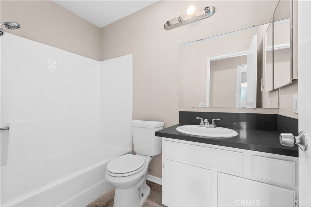 105 South Lamarr Street Rialto, CA 92376 - Photo 16 of 31 Gallery Image 16