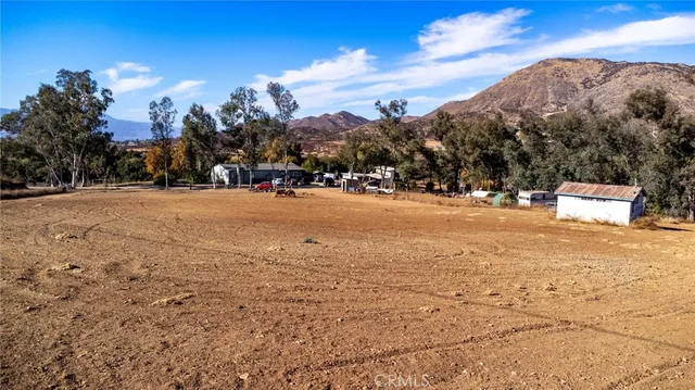 $1,150,000 | 23700 Oak Cir Drive, Wildomar, CA 92595